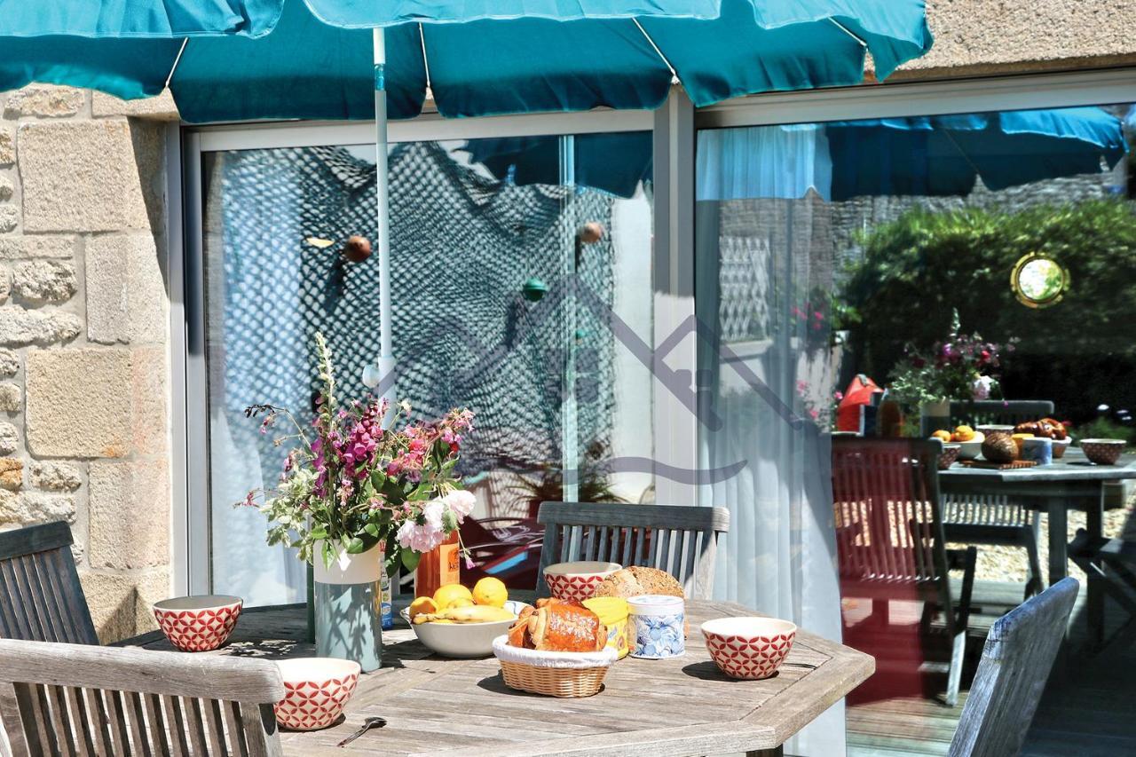 LocaLise - La Maison du pêcheur au Guilvinec - Chambres vue mer - A 20m de la mer située à la pointe de Men Meur - Tout à pied, plage, port, centre, commerces, marché - Wifi inclus - Linge de lit inclus - Jardin clos - En option , ménage et serviette Exterior foto