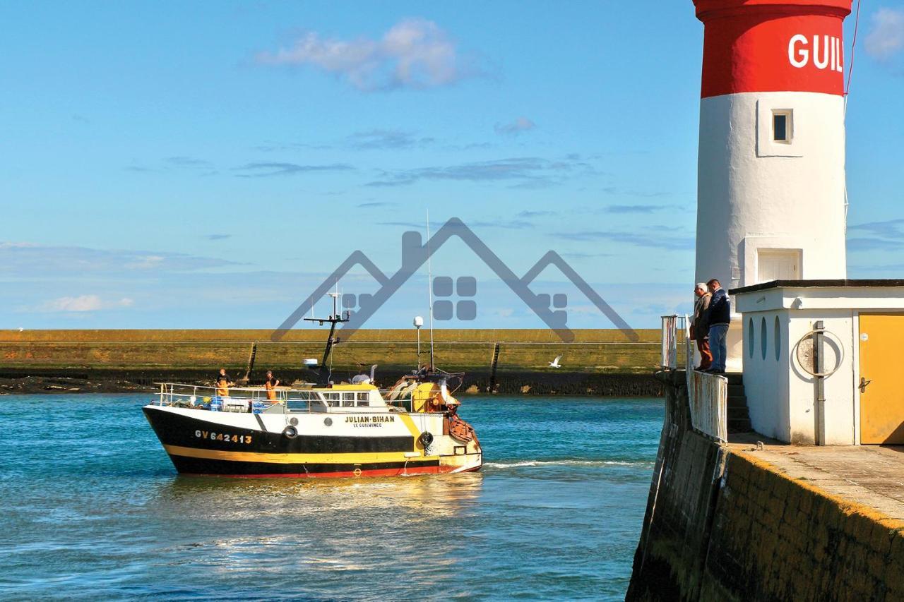 LocaLise - La Maison du pêcheur au Guilvinec - Chambres vue mer - A 20m de la mer située à la pointe de Men Meur - Tout à pied, plage, port, centre, commerces, marché - Wifi inclus - Linge de lit inclus - Jardin clos - En option , ménage et serviette Exterior foto